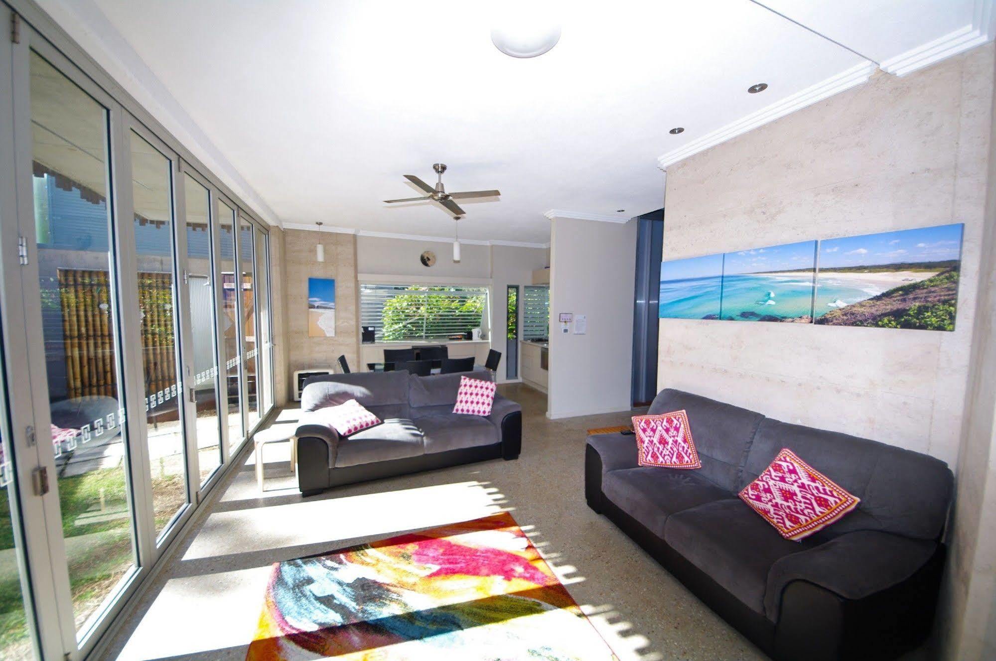 Crescent Head Spa Villa Ngoại thất bức ảnh